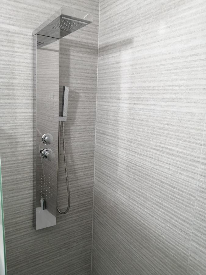 Contact Hotel Arc-En-Ciel - Reouverture - Entierement Renove Mulhouse Exterior foto