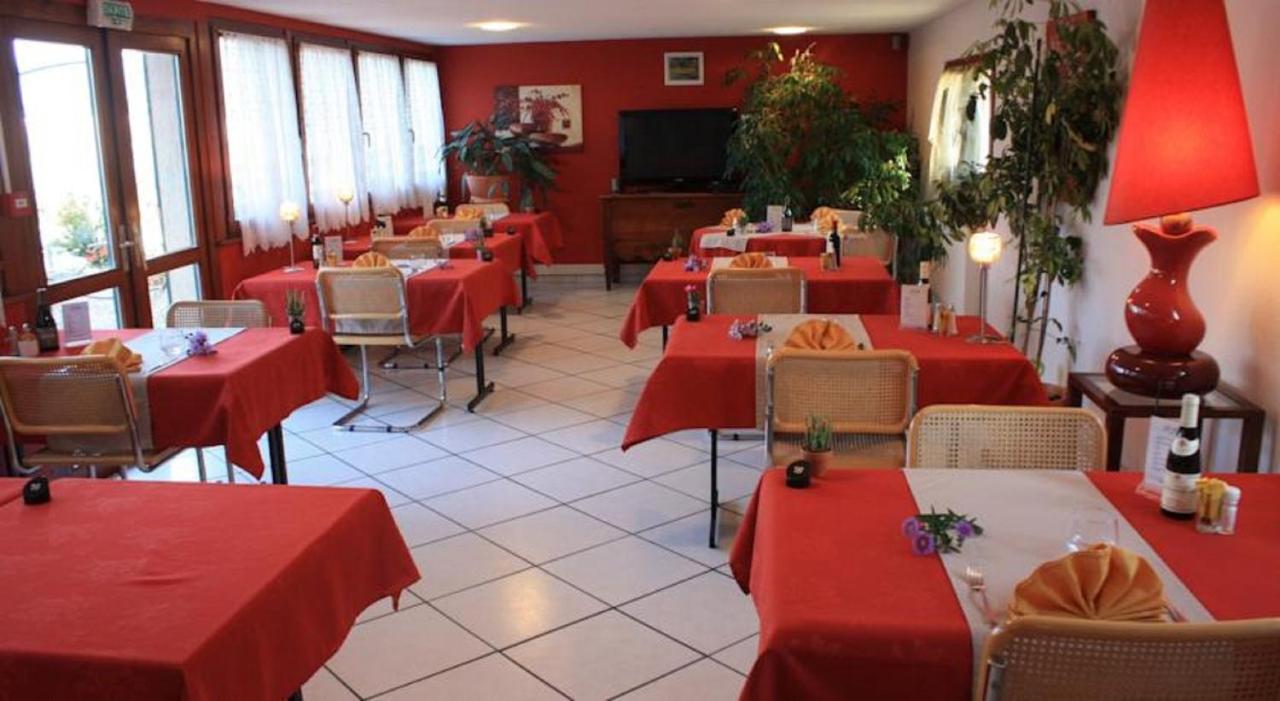 Contact Hotel Arc-En-Ciel - Reouverture - Entierement Renove Mulhouse Exterior foto